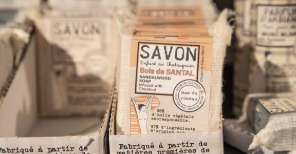 Votre boutique de cosmétiques et de produits de bien-être à Valbonne.